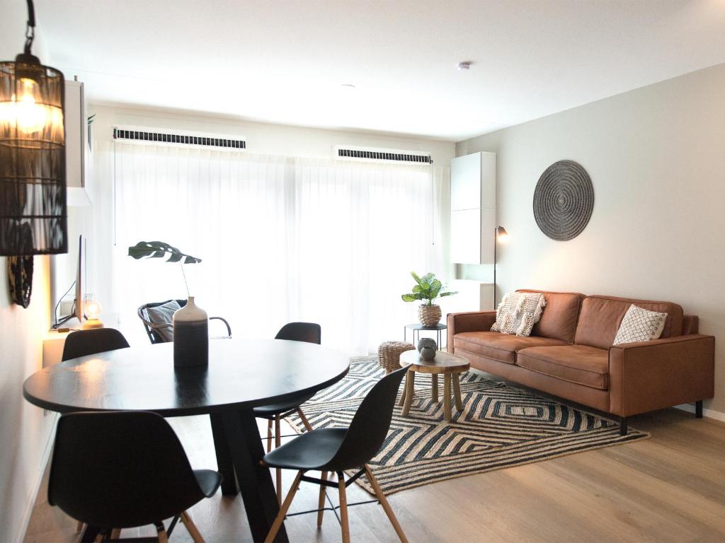 BizStay Helena at Sea Apartments room 4
